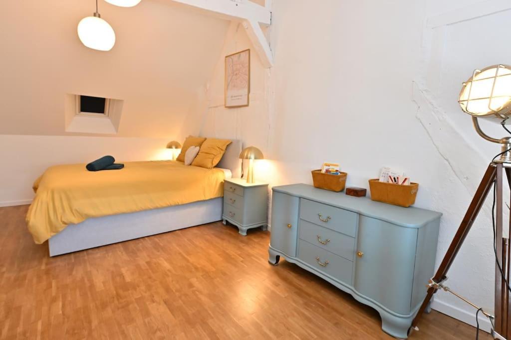 Fabuleuse Maison Entiere Centre Ville サンス エクステリア 写真