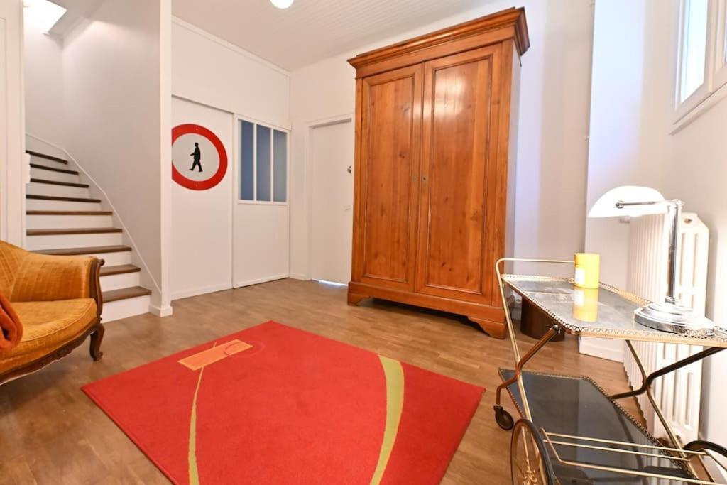 Fabuleuse Maison Entiere Centre Ville サンス エクステリア 写真
